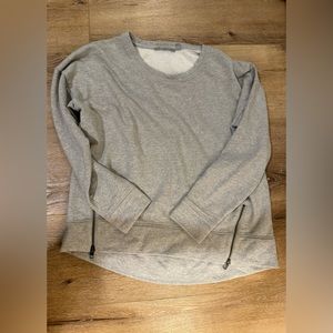 Athleta crewneck